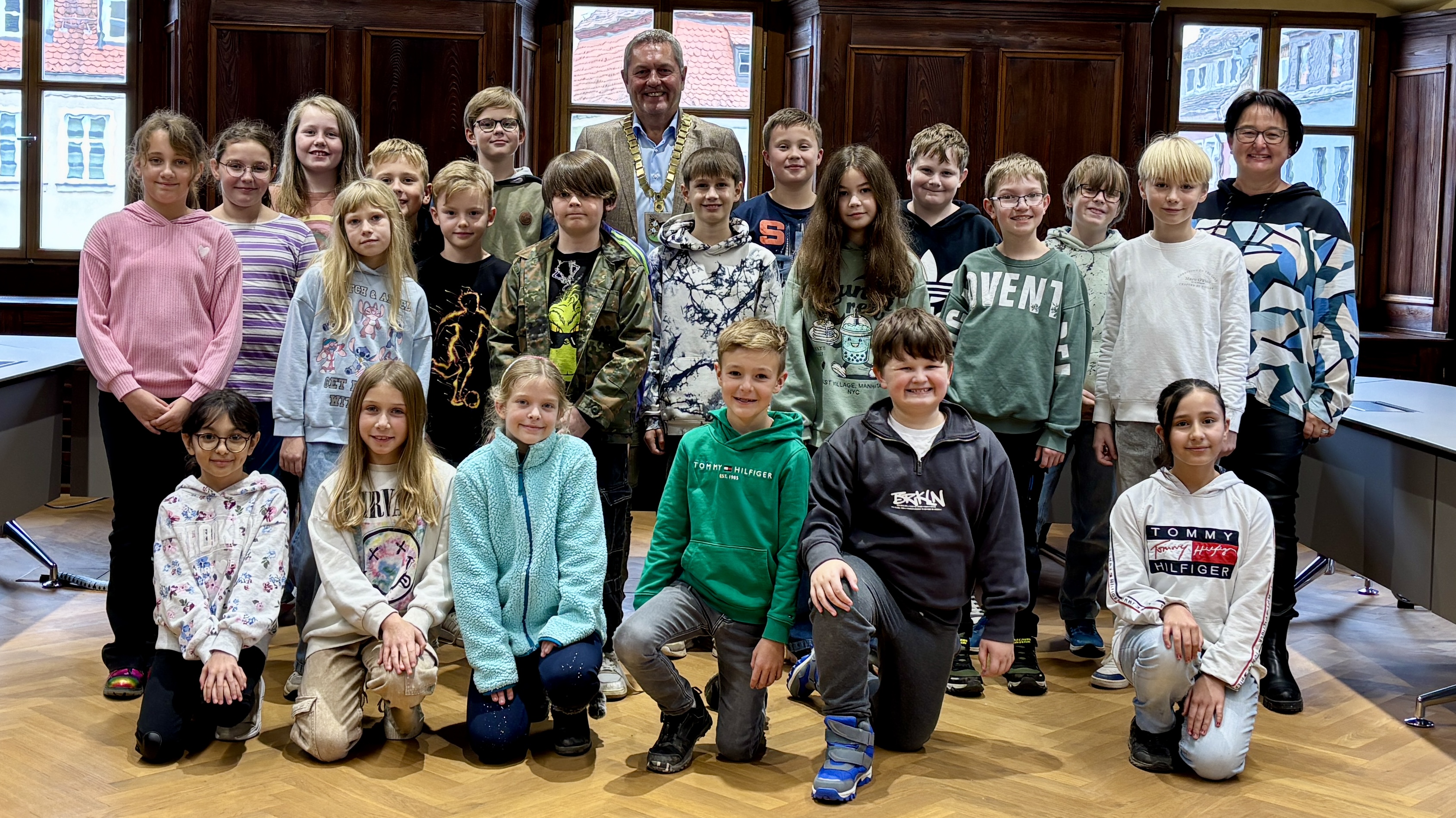 Besuch der Grundschule im Rathaus